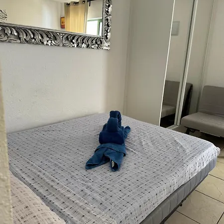 El Sol Chipeque, Cristianos Estudio Apartmán